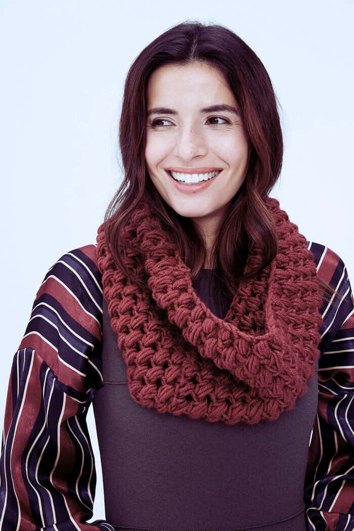Elegant Puff Stitch Cowl