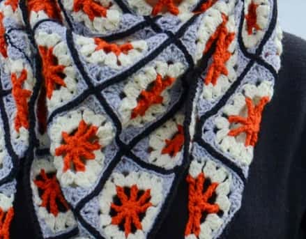 Granny Square Shawl thumb 1