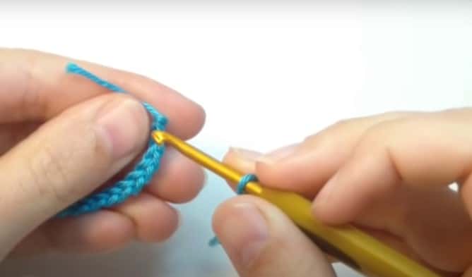 Girl’s dress thumb 1
