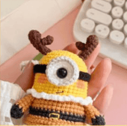Christmas Minion Keychains thumb 1