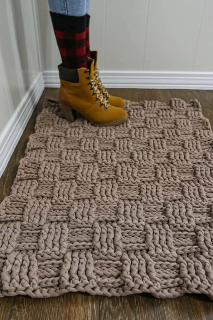 Tapis Point de Panier au Crochet